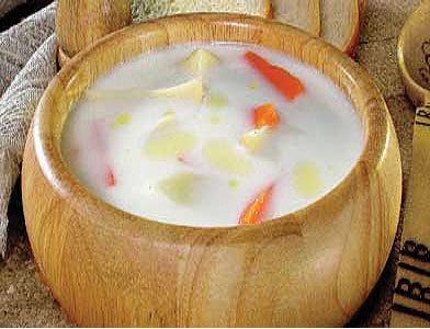 Суп молочный с морковью и картофелем